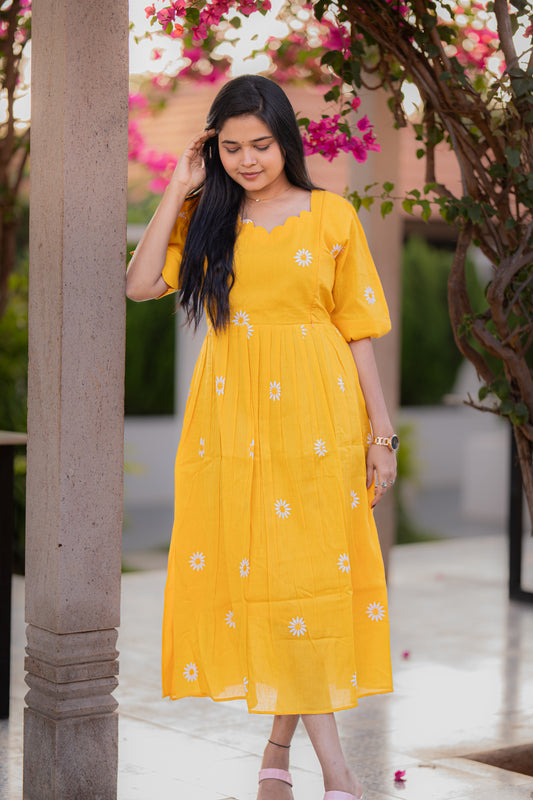 Azhagi premium cotton maternity kurti