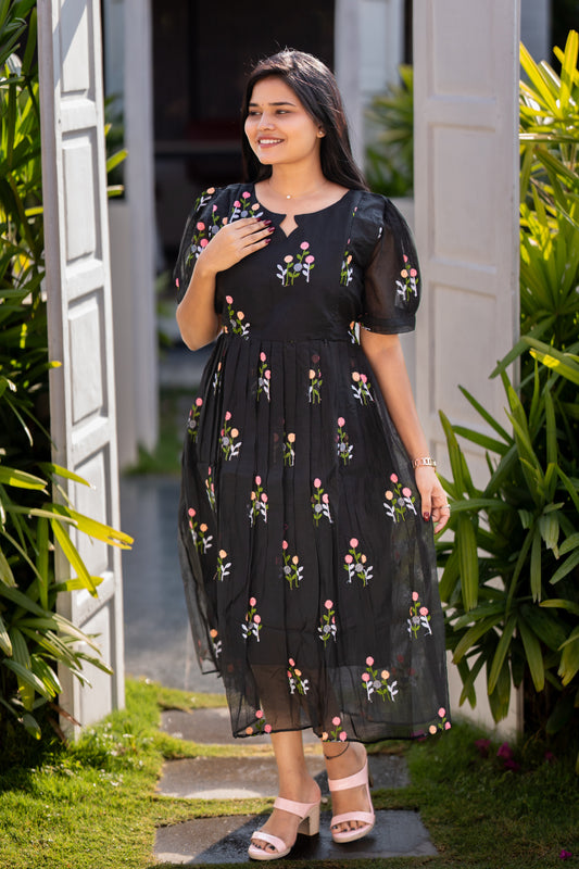 Iyal premium mul chanderi maternity kurti