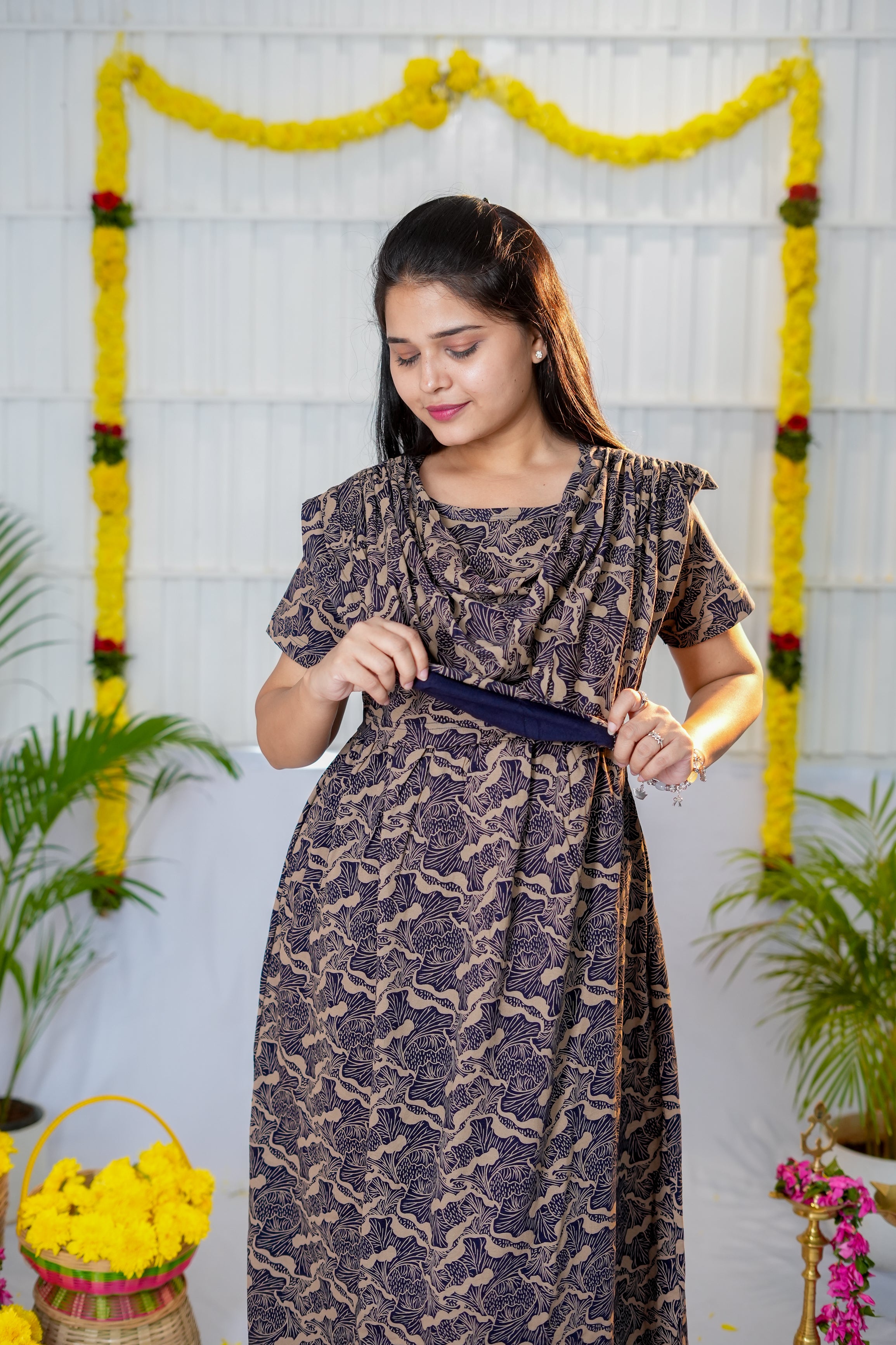 Shiny zipless maternity with shawl